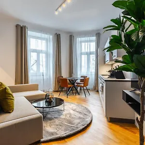 Apartamento Trendy With - Smart Tv, Coffee Machine In Meidling, Viena