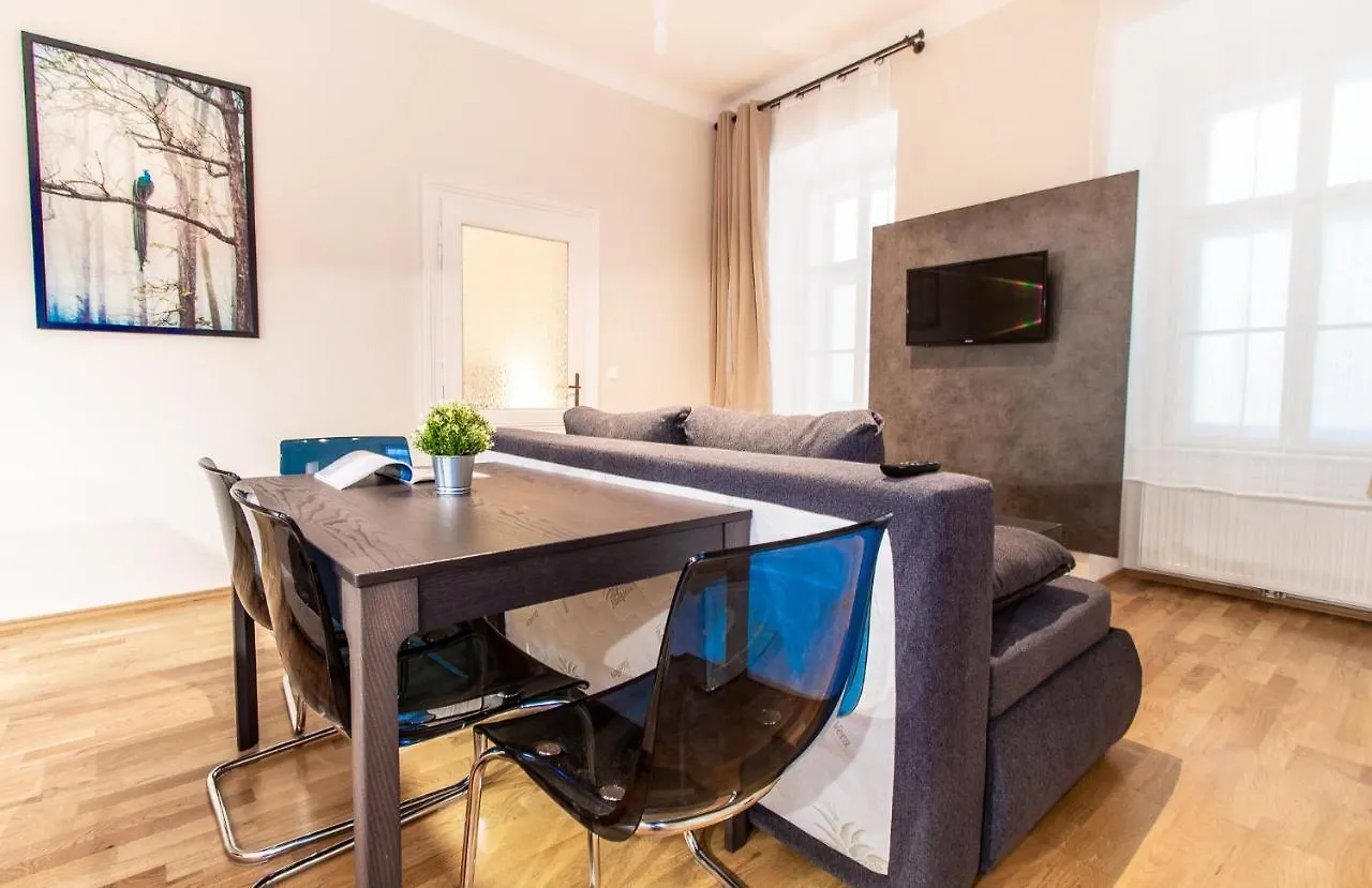 Apartment Lindengasse Vienna 0*,
